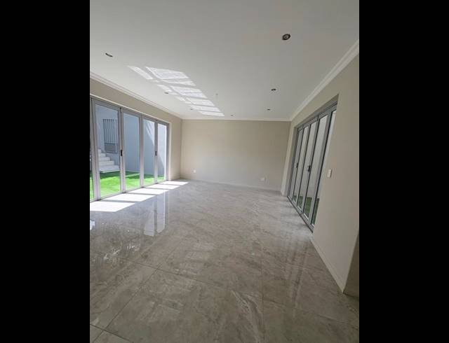 5 BEDROOM PROPERTY TO RENT IN HYDE PARK